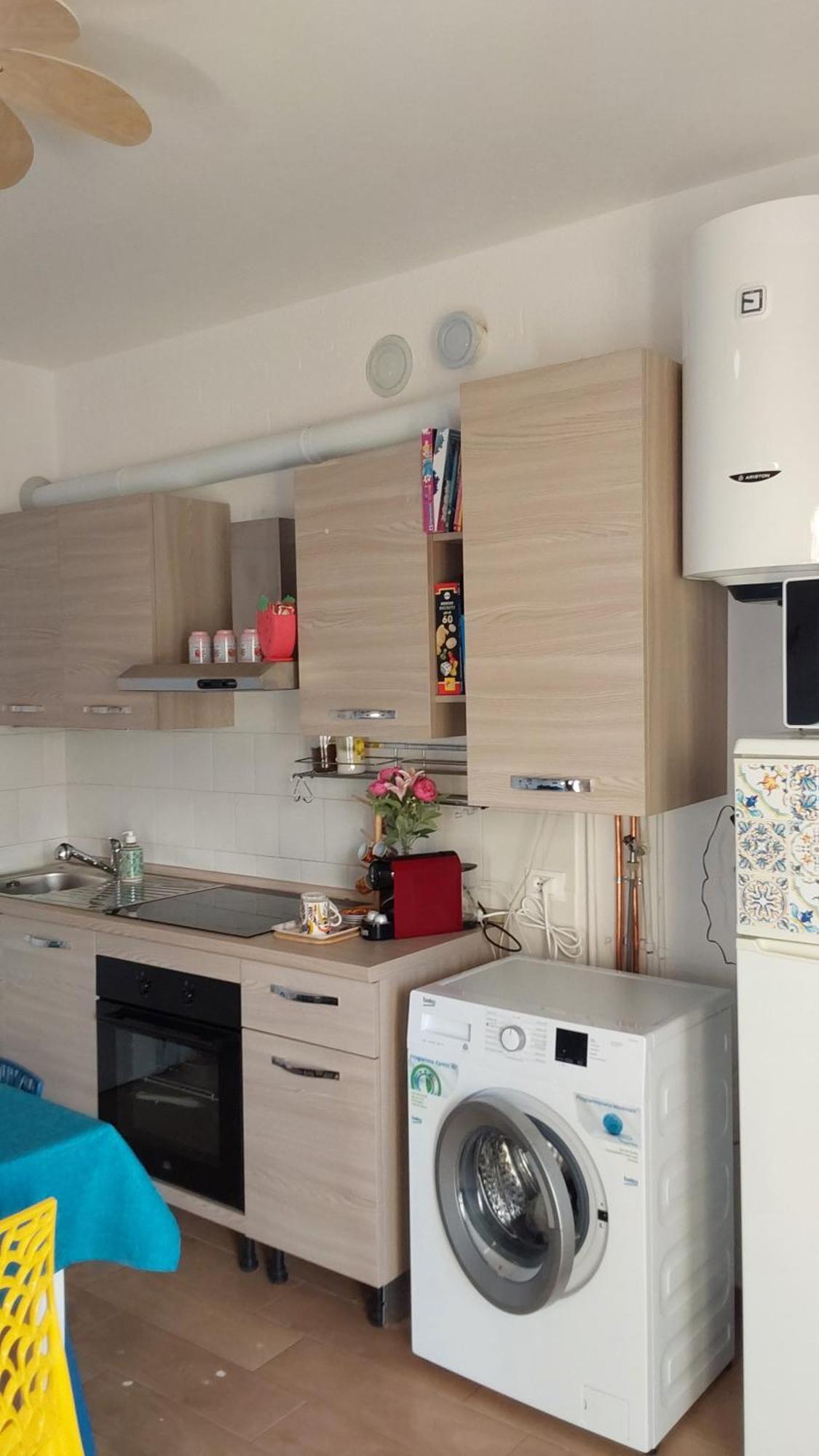 La Dolce Vita - Apartment With Shared Pool And Large Terrace Lido delle Nazioni Esterno foto